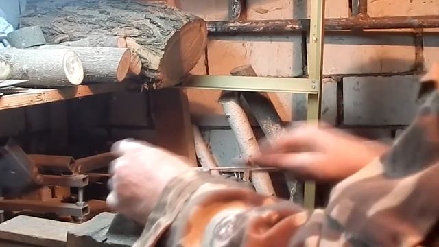 Крутое приспособление для мастерской.