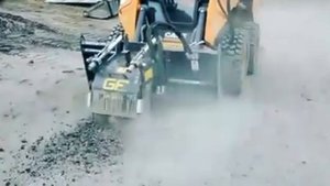 CP4013 Фреза дорожная GFGORDINI на мини-погрузчике Case SR175sf, ямочный ремонт в Чите