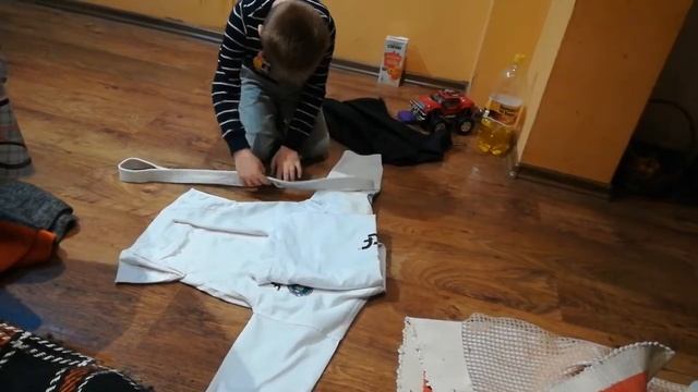 Играй с Зариком Taekwon-do как свернуть добок смотреть онлайн