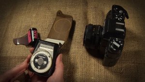 Как работать с экспонометром Ленинград 4. 23 Выпуск. Учимся работать с фотоплёнкой.