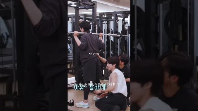 Stray kids working out ??#straykids