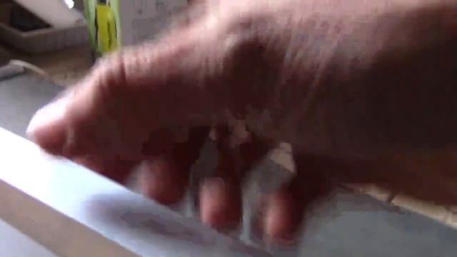 Простой станок для резки пенопласта - без него дом пенопластом не утеплишь!