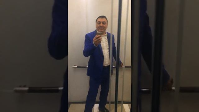 Ужас! Застрял в Лифте в Астане Тигран Петросян / Tigran Petrosyan is Stuck in the elevator in Astan