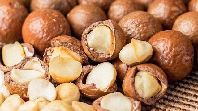 Почему люди так любят орехи и сухофрукты смотреть онлайн