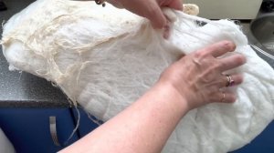 ПОСТИРАТЬ ПОДУШКИ   ШЕЛКОВЫЕ В СТИРАЛКЕ