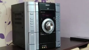 Музыкальный центр  SONY HCD-RG222 со встроенной внутрь акустикой и Bluetooth