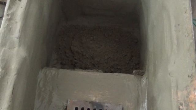 Sobă construită din teracotă reciclată cu 5 fumuri | Materialul de lipit este lut nisipos și apă смотреть онлайн