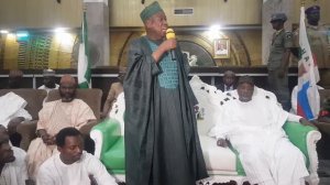 Gwamna Dr Abdullahi Umar Ganduje yayin karbar Sheikh Ahmad Suleiman