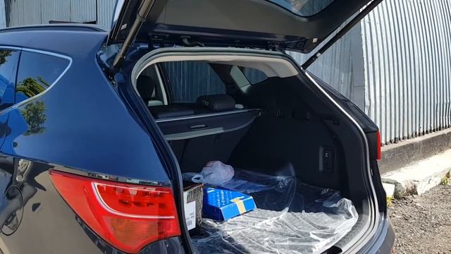 Оснащение сервоприводом пятой двери Hyundai Santa Fe DM смотреть онлайн