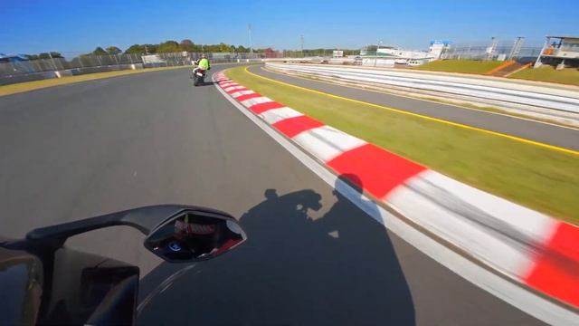 Testride Yamaha R1 2023 ! Superbike Paling ENTENG ! смотреть онлайн