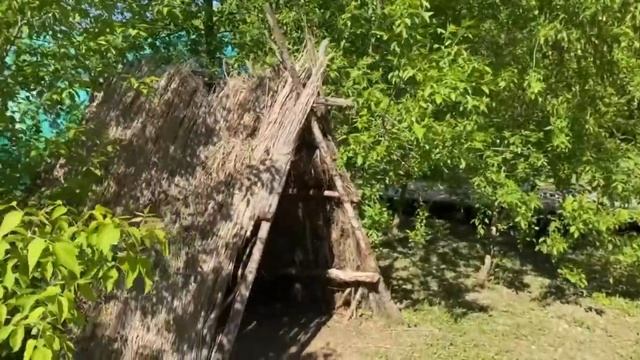 Динозавры. DINOSAURS. Парк динозавров и развлечений СКАЗКА в Крылацком. Family park SKAZKA. смотреть онлайн