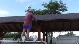 Водосточка на двускатную крышу под мягкой кровлей своими руками