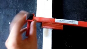 Сравнение инструмента для стяжки деревянного пола: Bowrench и Спецавтоматика