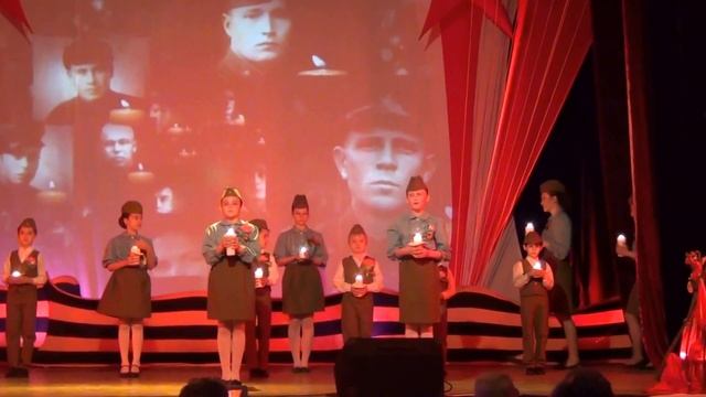 Лирический военно - патриотический номер с элементами художественного слова "Вечно живые"
