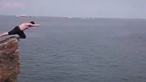 МУЖИК УПАЛ В ВОДУ [Овсянка, сэр]