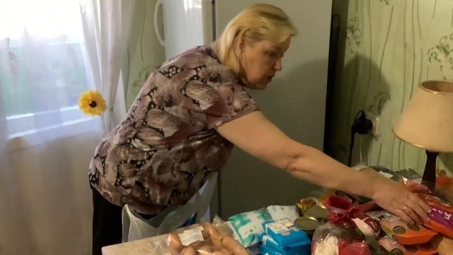 Закупили продукты на 4606 рублей домой и на дачу. Что купили? И снова про хлеб и майонез. смотреть онлайн