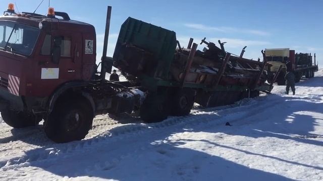 зимник севера замороженная техника россии