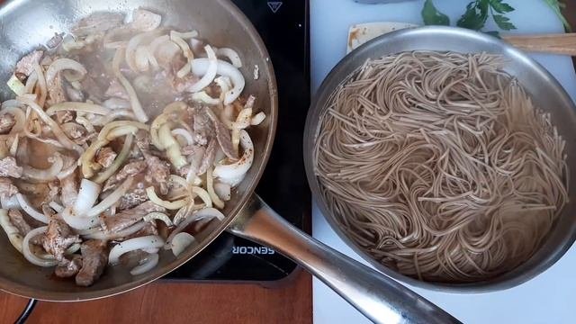 Гречневая лапша! Очень вкусно и просто! Простое домашнее блюдо