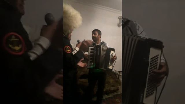 Гасан и Бадро смотреть онлайн