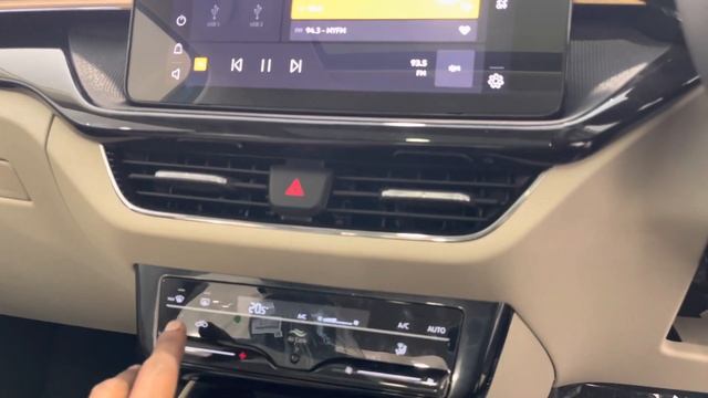 SKODA SLAVIA /₹12.21 lakh смотреть онлайн