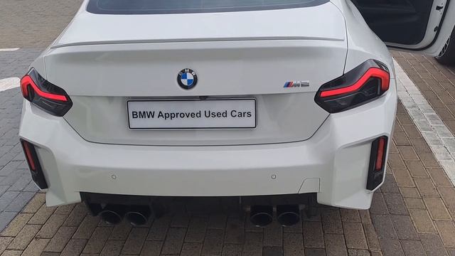 The Ultimate Battle: BMW M2 Coupe G87 Vs M2 Competition F87 смотреть онлайн