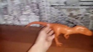 Тарбозавр из пластилина