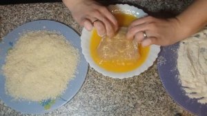 Очень сочная, вкусная куриная грудка с сыром в панировке!