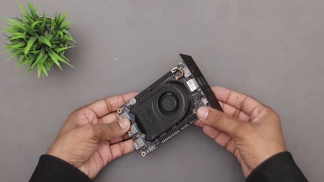 DIY Mini Mac Pro | Apple PC смотреть онлайн