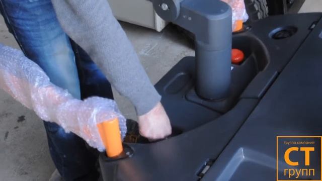 Самоходный электроштабелер ZOWELL серии XE15 смотреть онлайн