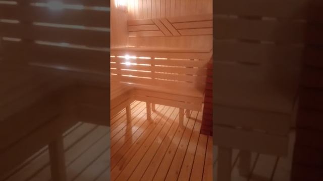 Баня 2.7×2.7 липа, предбанник 4.2×1.4 хвоя