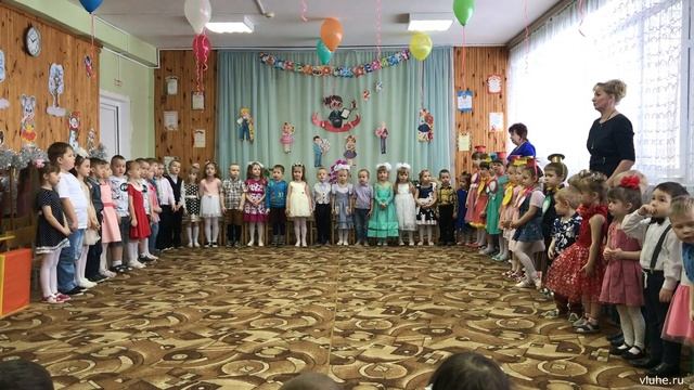 С днём рождения поздравляем наш любимый детский сад! смотреть онлайн