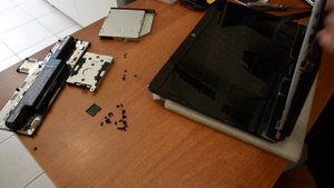 Как разобрать и собрать ноутбук eMachines G730G часть 1