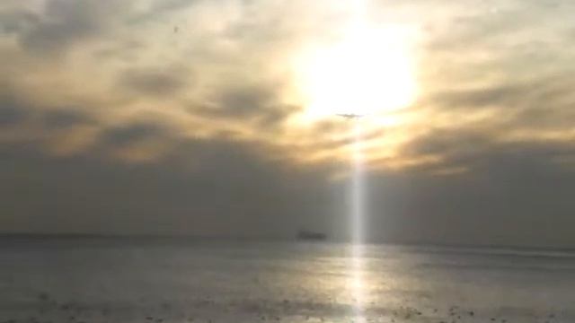 Turkey, Yesilkoy sea, while airplane is landing. смотреть онлайн