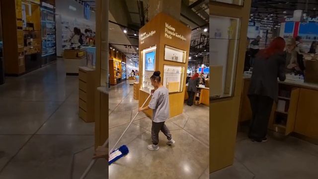 барбершоп делает красоту ,много девушек и ягодки смотреть онлайн