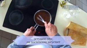 Бретонские блины с яблоками и соленой карамелью