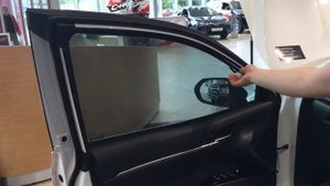 Автошторки Chiko на магнитах на Toyota Camry 8G Седан 4D XV70 установка