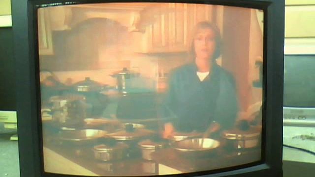 Sony Trinitron KV-19TS20 CRT TV Color Problem смотреть онлайн