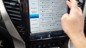 Монитор Тесла для Pajero Sport 2018