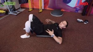 Балансировочная подушка Airex Balanced Pad. Упражнение на пресс