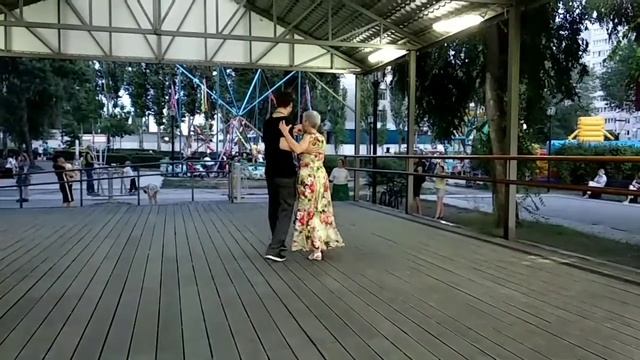 Foxparty 06.08.21 кросс-степ вальс смотреть онлайн