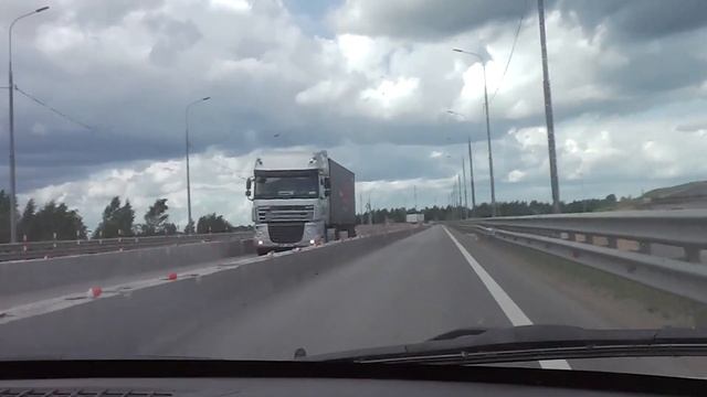 От Москвы до Санкт-Петербурга на машине смотреть онлайн