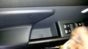 Снятие обшивки двери Kia Sportage III 2014г.в.