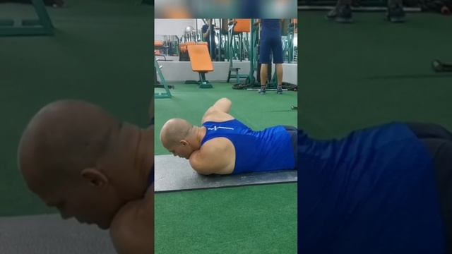 Зделай свои плечи мега мощными без отягощения дома