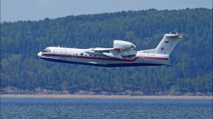 Самолет МЧС Бе 200. Тушение лесных пожаров авиацией с воды. Завораживающее действие.