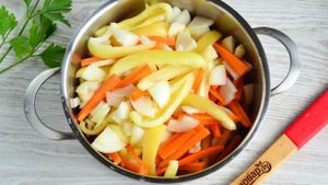 Закуска из перца и моркови на зиму