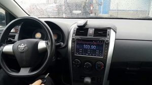 Тойота Королла 2011. Магнитола автоматически не включается.