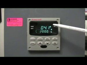 Использование функции Accutune в Honeywell UDC Controller