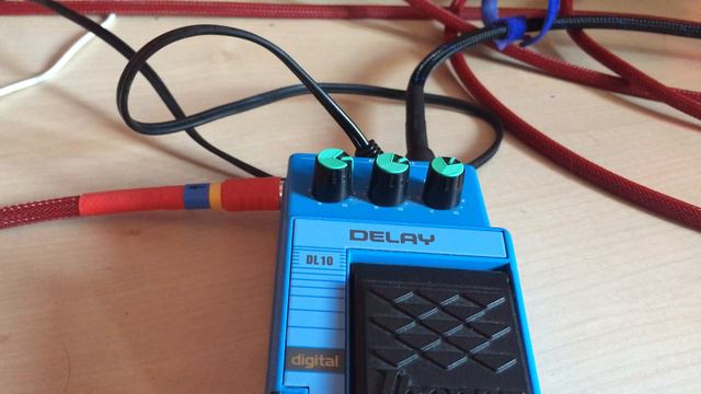 Ibanez DL 10 Digital Delay On Bass Guitar смотреть онлайн