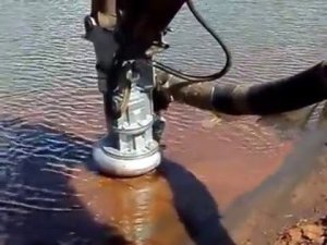 Как работает грунтовый насос Dragflow HY85B  на стреле экскаватора при добыче намывного песка