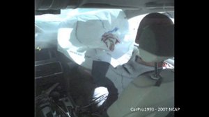 2007-2015 Audi Q7 (4L) NHTSA Full-Overlap Frontal Crash Test